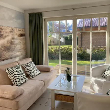 Doppelhaushaelfte Birkenstrasse 5e Feriehus *