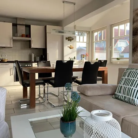 Doppelhaushaelfte Birkenstrasse 5e Feriehus Zingst