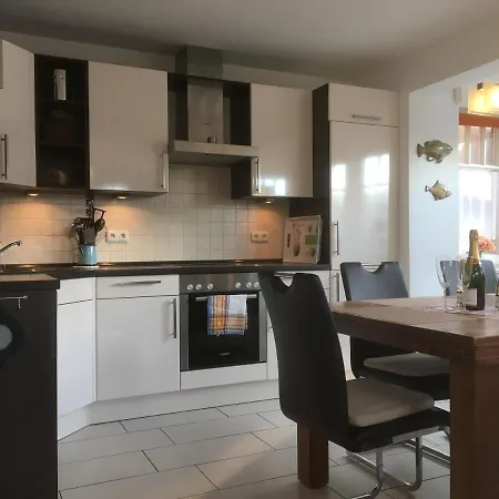 Doppelhaushaelfte Birkenstrasse 5e * Zingst